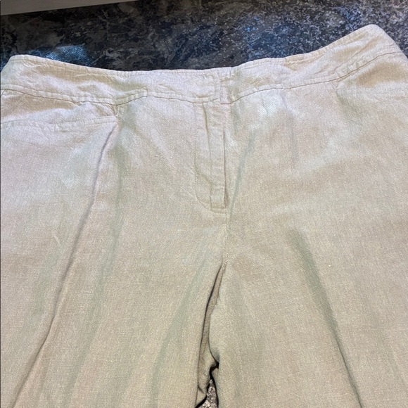 Eileen Fisher beige Linen wide-leg capris / culottes. B5 - Picture 2 of 6